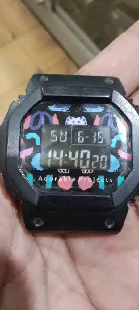 Digital minat wa tanpa strap normal poll