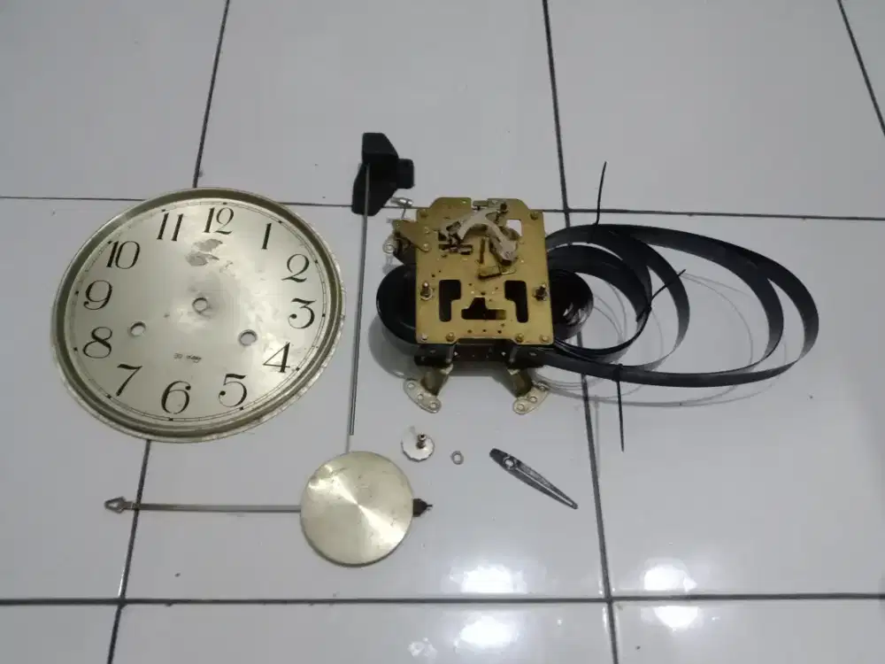 mesin jam jadul jam antik mesin jam lawas