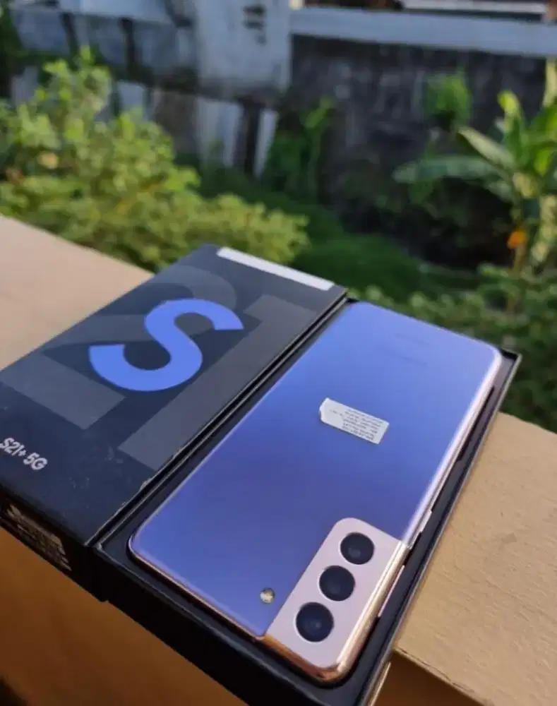 Samsung Galaxy S21 Plus 5G 8/256 GB SEIN Kondisi Bagus Siap Pakai
