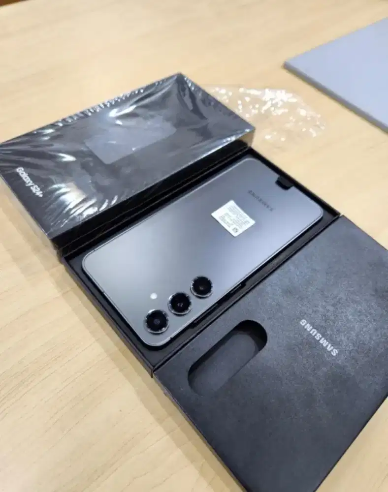 Samsung Galaxy S24 Plus 5G 12/256 GB SEIN Kondisi Buka Dus Saja