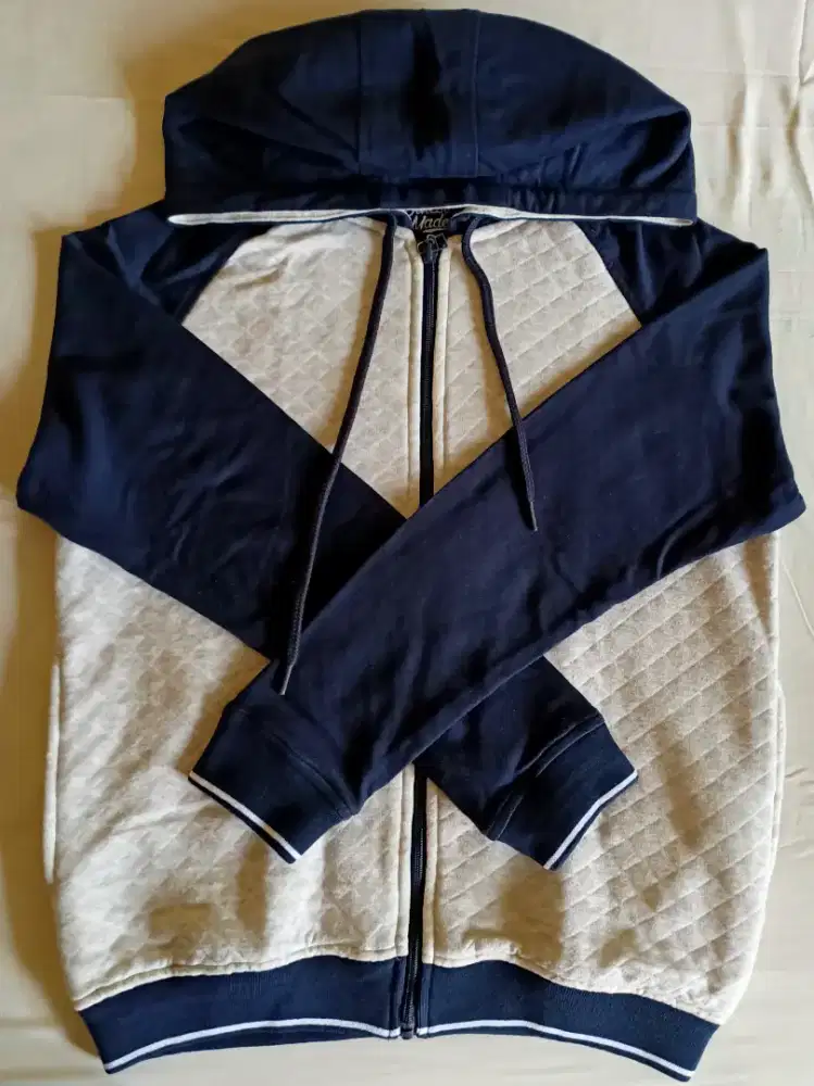 Jaket Hoodie Cressida