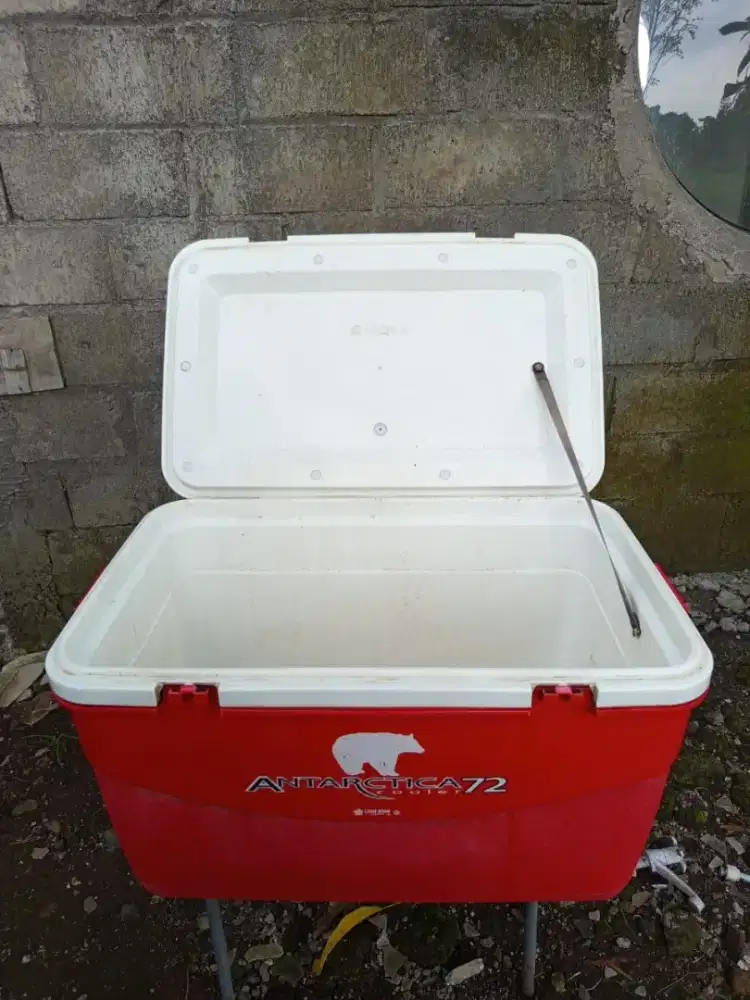 Ice Box Kotak Pendingin Lion Star Antarctica Cooler Jumbo 72 Liter