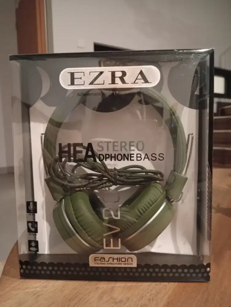 Ezra brand headphones