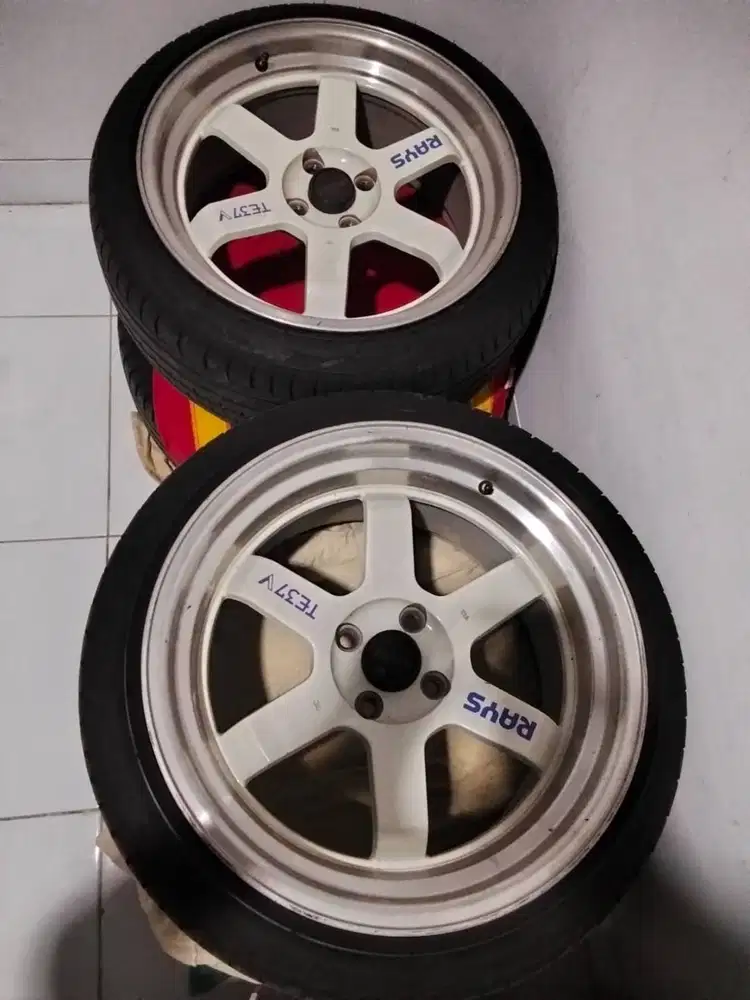 Jual Velg Ring 17 warna putih + Ban