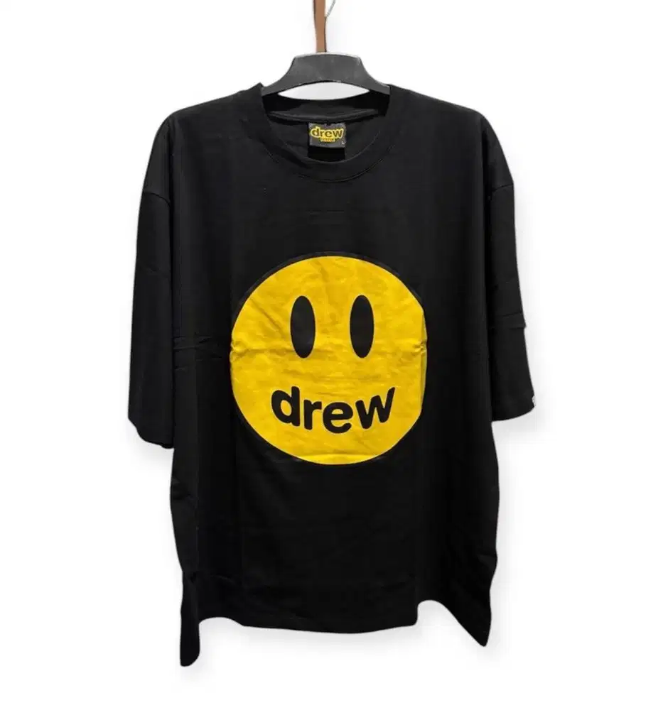 Kaos tshirt preloved bal hitam oversize 74 x 65 smile drew