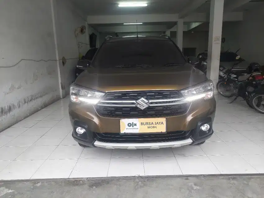 SUZUKI XL7 ALPHA 1.5 A/T COKLAT MET 2023