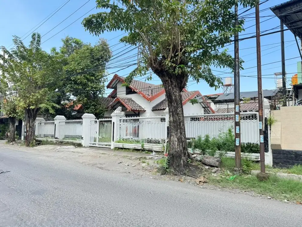 Dijual rumah raya ketintang dekat kampus unesa dan royal mall surabaya