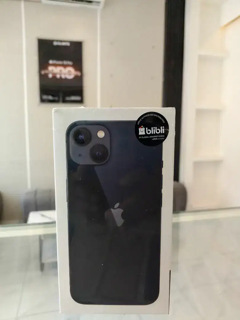 iPhone 13 midnight 128gb new iBox
