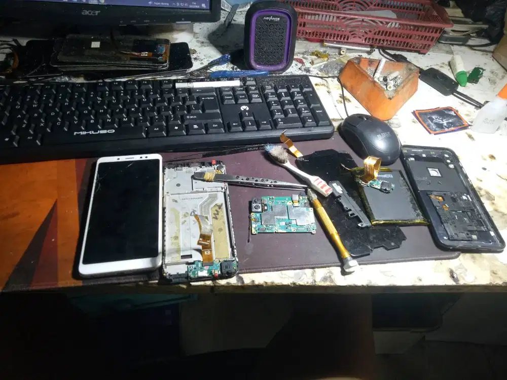 PUNYA HP RUSAK? JUAL KESINI AJA