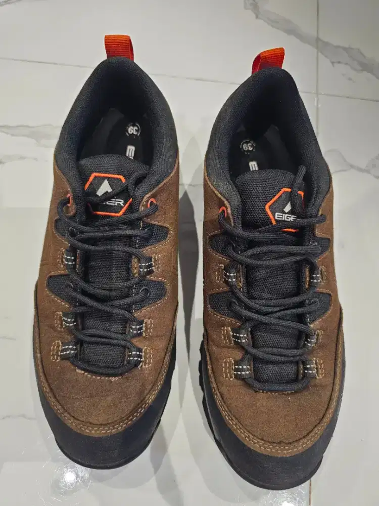 JUAL SEPATU GUNUNG EIGER