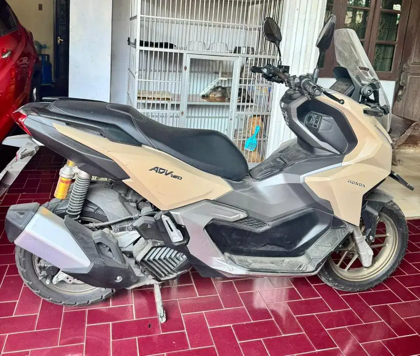 ADV 160 ABS Tahun 2024 - KM Baru 1.600an