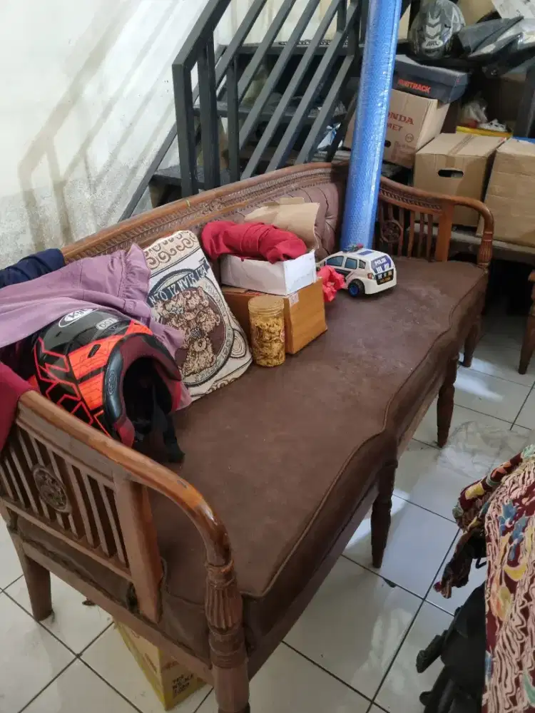 Set sofa jati dan meja