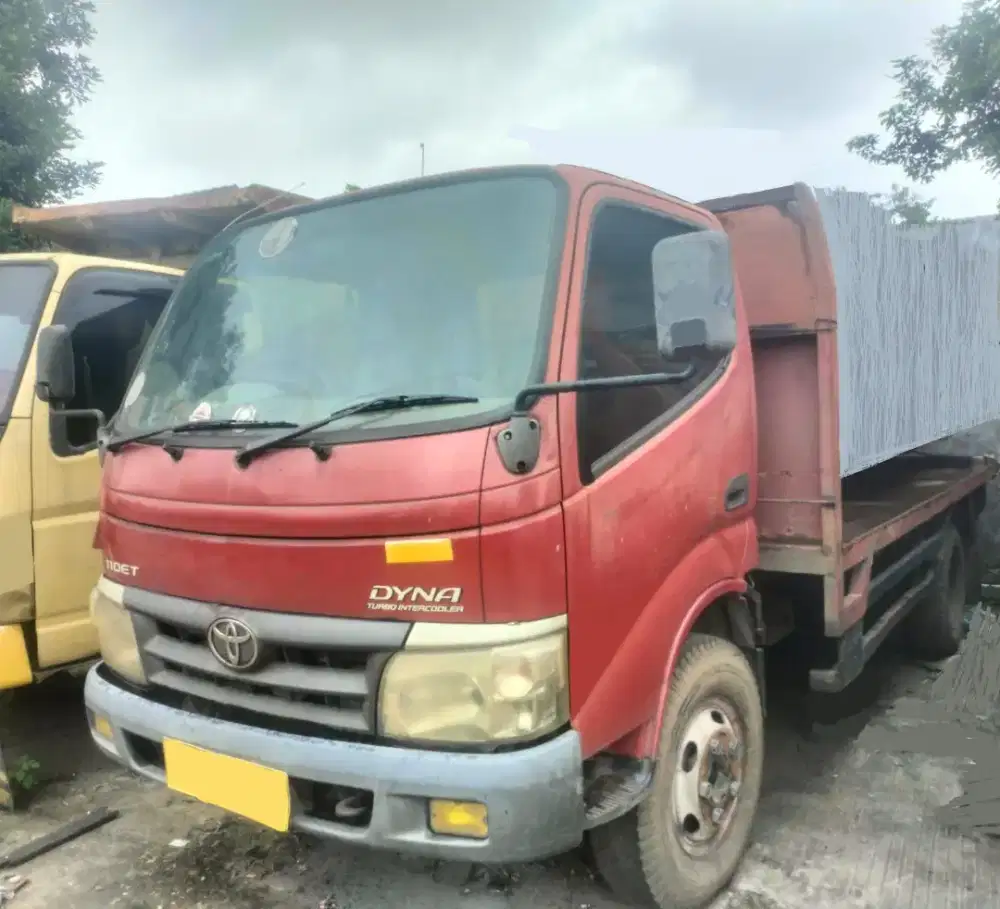 Toyota Dyna 110 ET Bak Tahun 2012