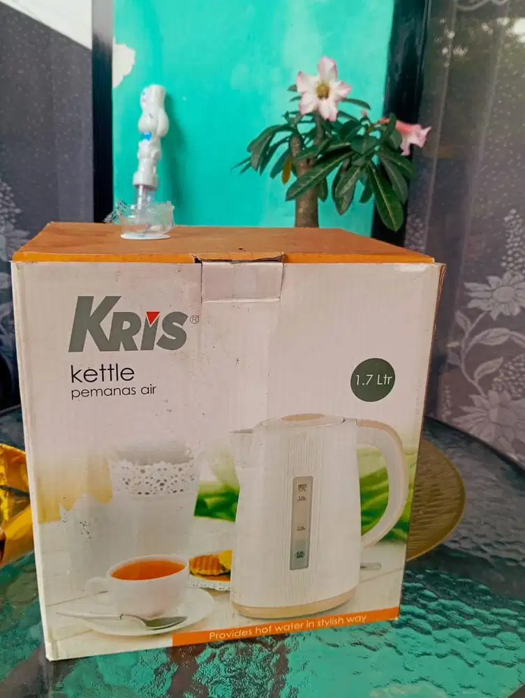 Teko listrik krisbow dari azko