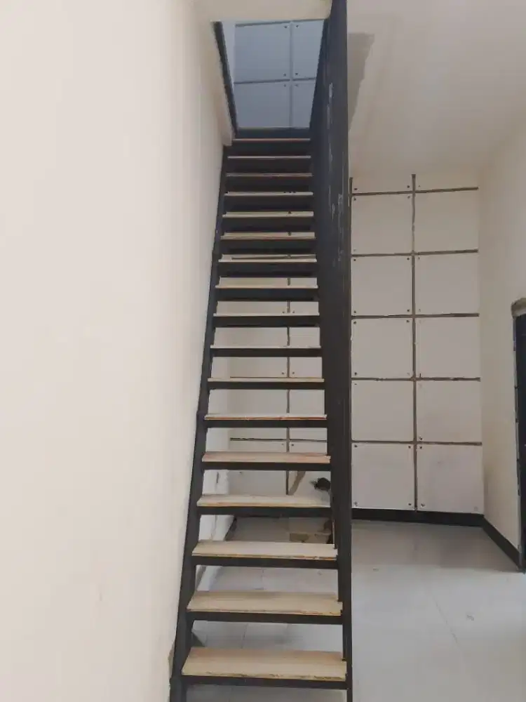 Tangga Jejak  Kanopi Palembang Jaya