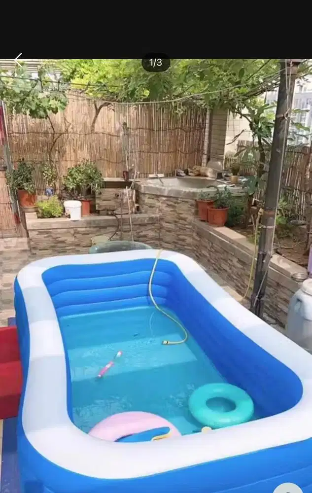 Kolem. Plastik renang