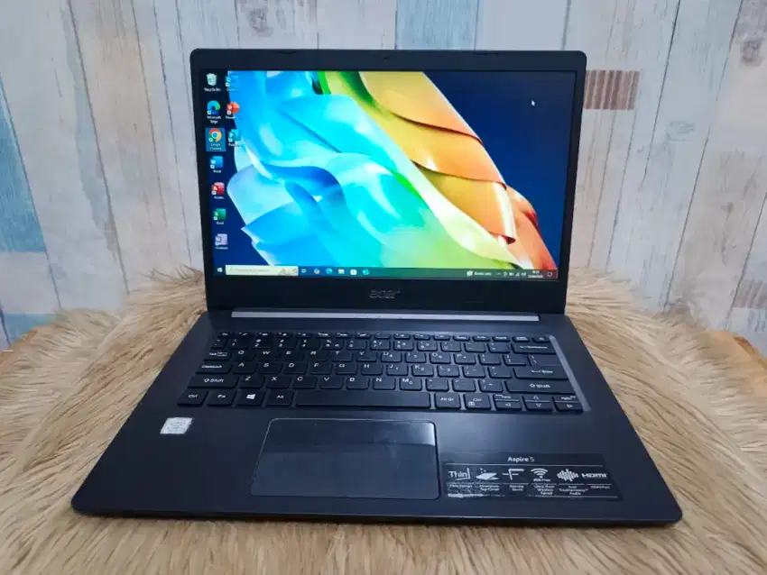 Laptop Desain Slim Acer Aspire A514-52K Core i3 Gen 7 Ram 4 Ssd 256