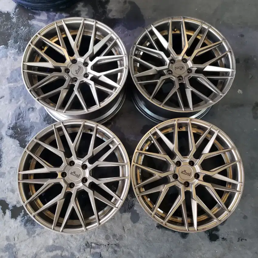R20 Niche wheels Gamma original
