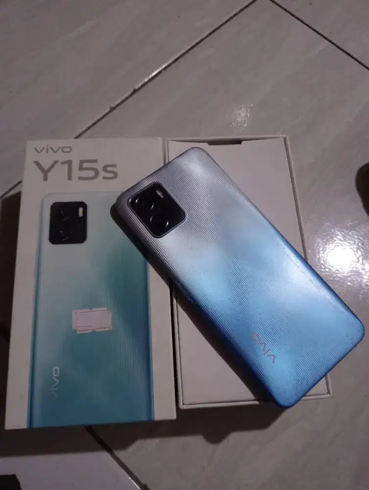 Vivo y15S warna cantik fullset