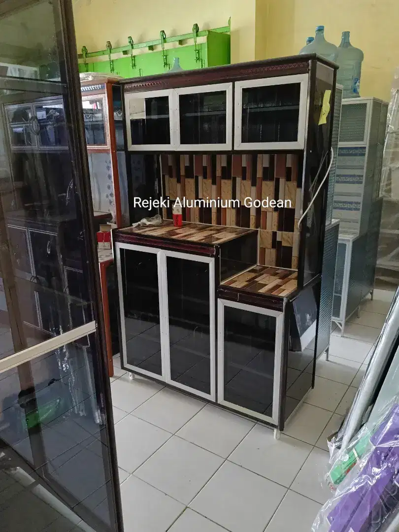 Rak piring 3 pintu rangka besar kokoh rapi Alus