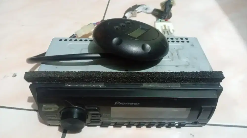 Radio pionner,granmax minibus