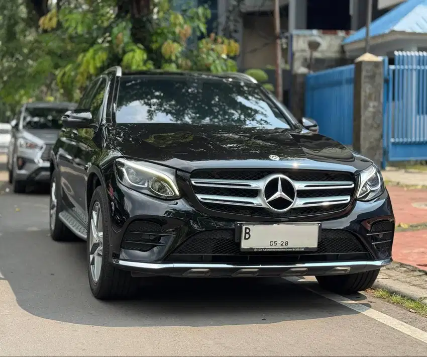 Mercedes GLC200  2.0AMG Line