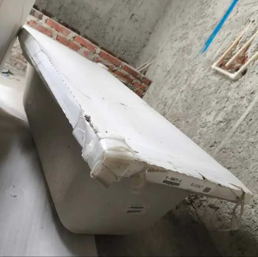 DI JUAL MURAH NEVER USED KOHLER BATH TUBH
