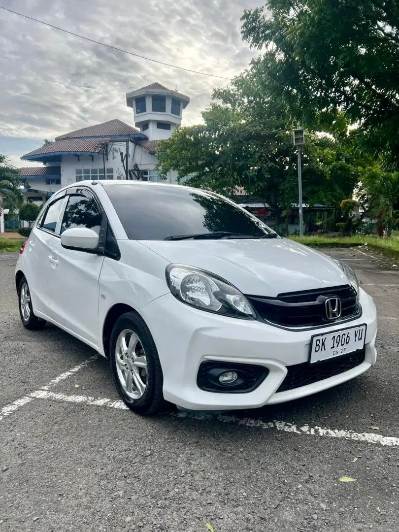 Honda Brio 2017 manual mt tipe E putih