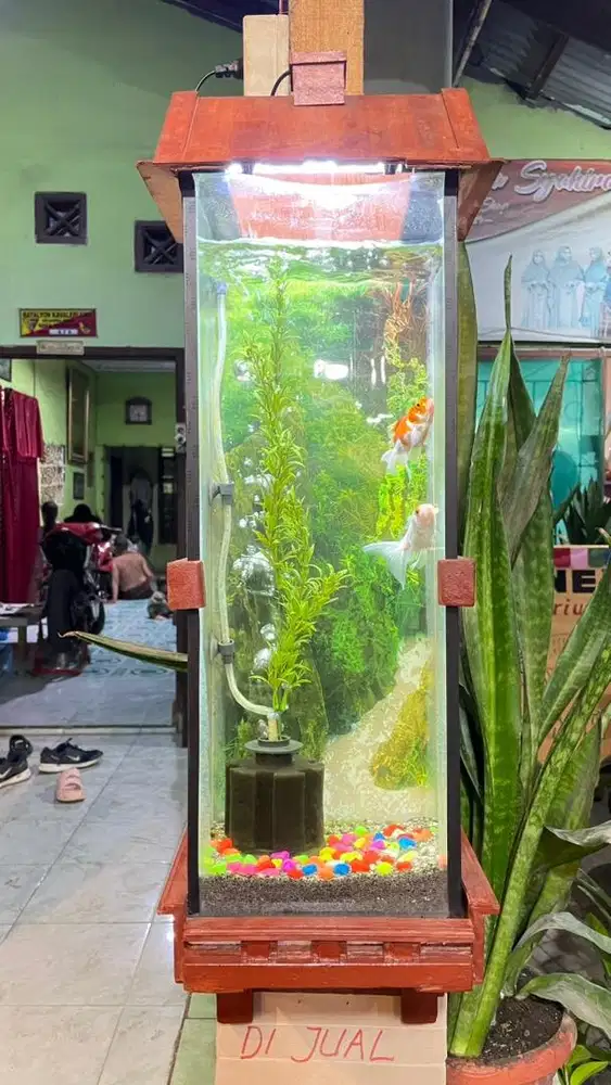 Aquarium Dinding Minimalis