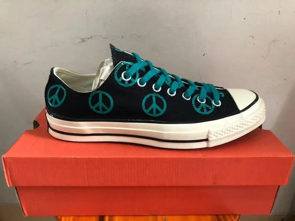 Sepatu Converse Chuck 70 Ox 167915C - Original