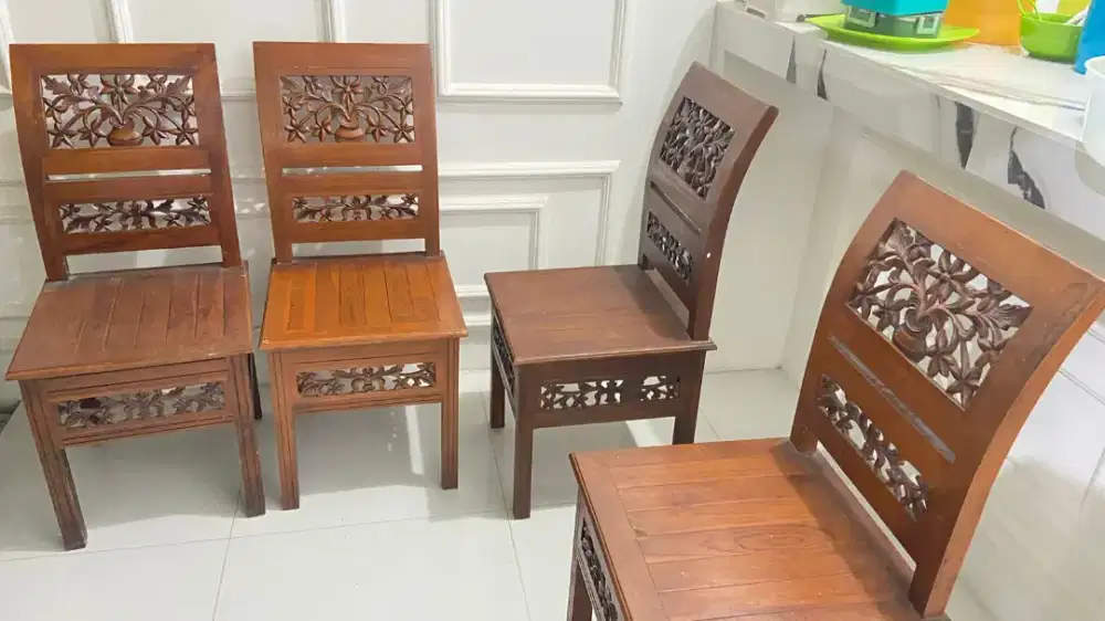 Bismillah handak menjual kursi jati 4 buah
