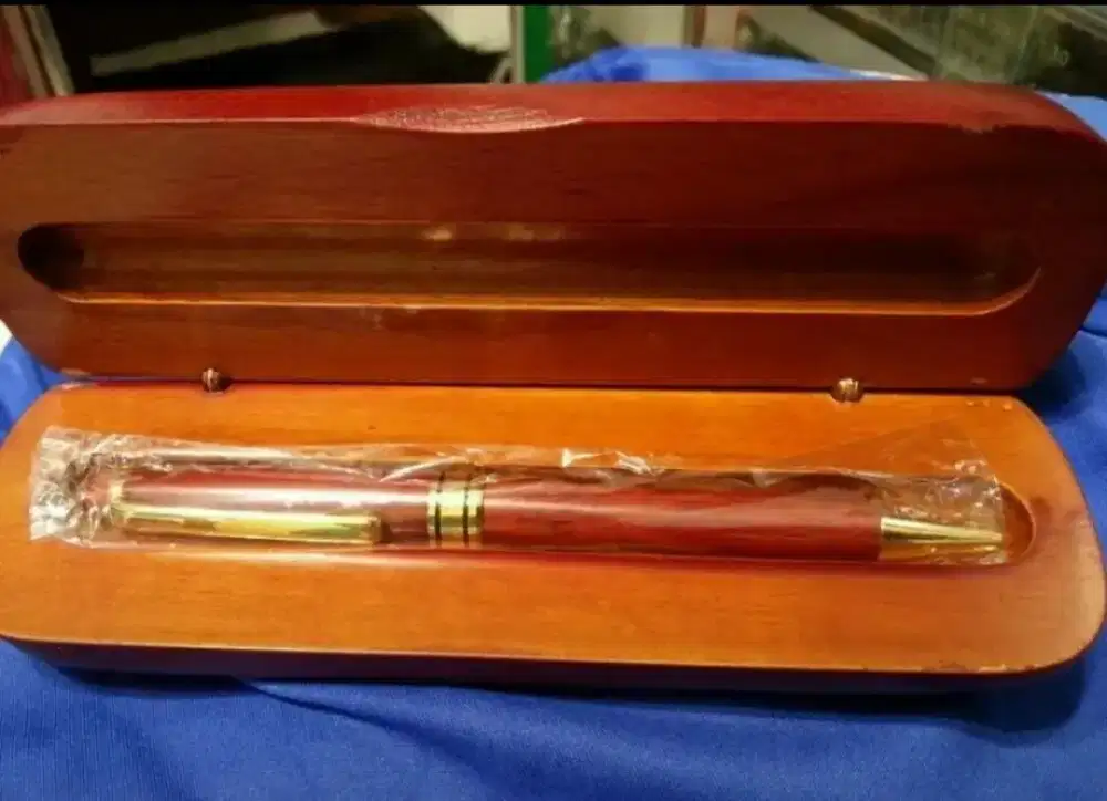 Bolpoin asli produk luar negri