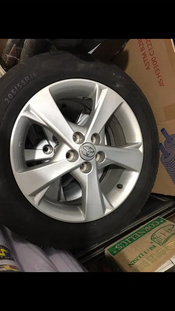 Velg Toyota Corolla Altis Tipe V Facelift Ring 16  2010