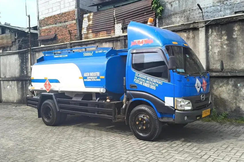 MULUS+banBARU MURAH CDD Hino Dutro tangki solar 2023 minyak cpo air