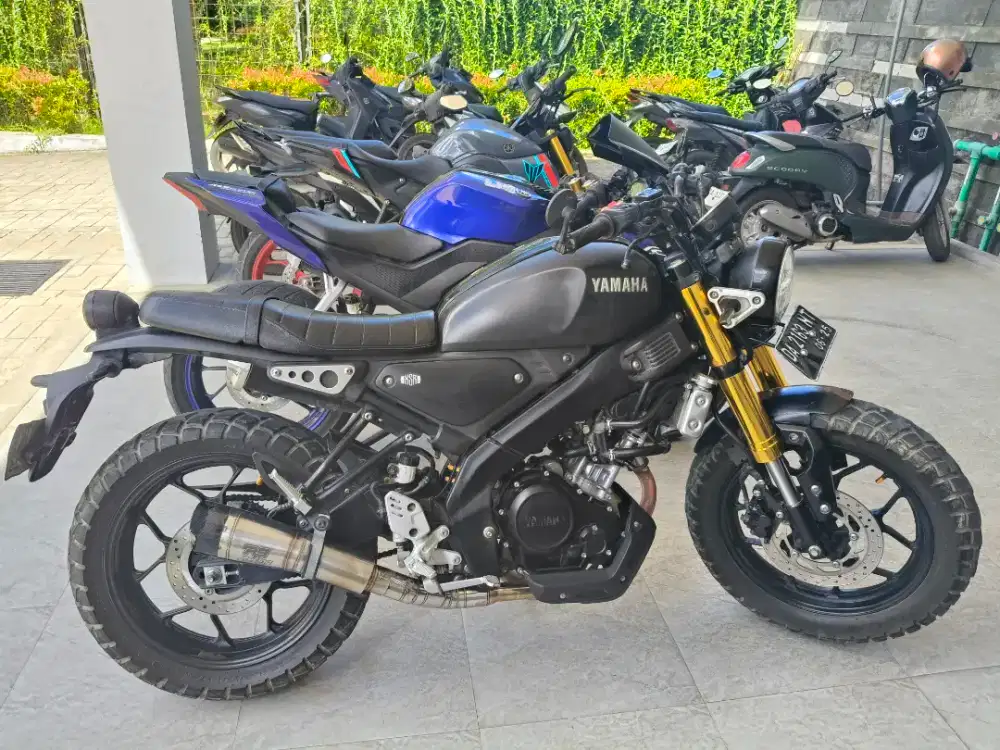 Jual cepat motor kesayanagn Yamaha XSR Pakaian Pribadi (nego tipis)