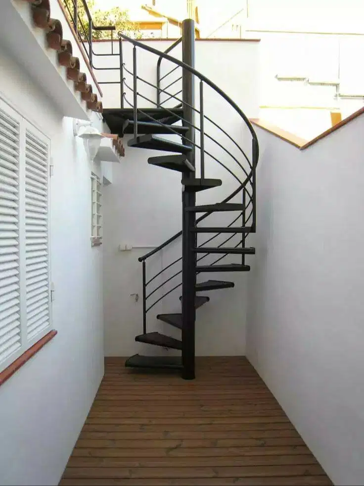 Terima Pasang Tangga besi spiral / tangga putar murah sawargikreasindo