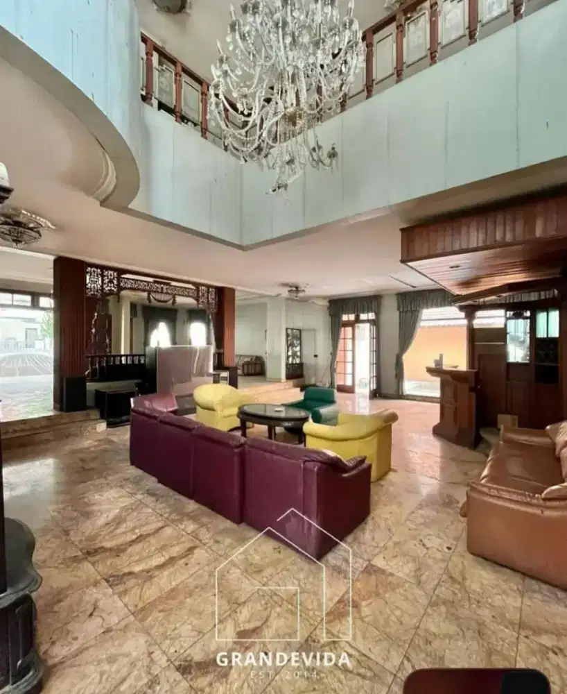 Dijual Rumah Cantik 2 lantai siap huni Pejaten Pasar Minggu