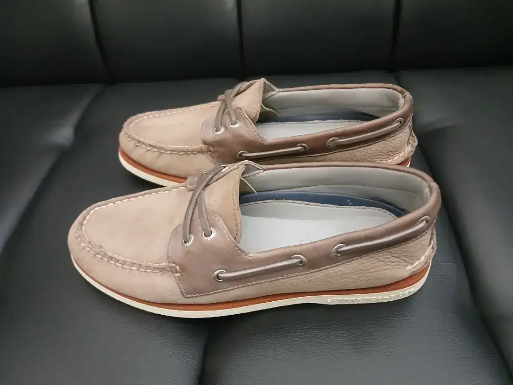 SPERRY GOLD CUP AUTHENTIC ORIGINAL CROSS LACE BOAT SHOE