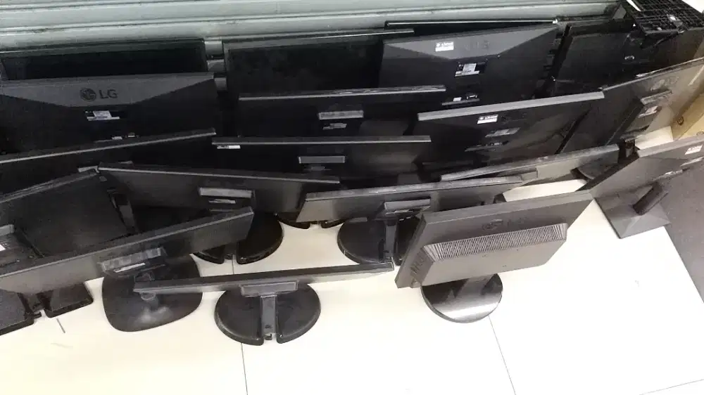 Nerima komputer monitor bekas