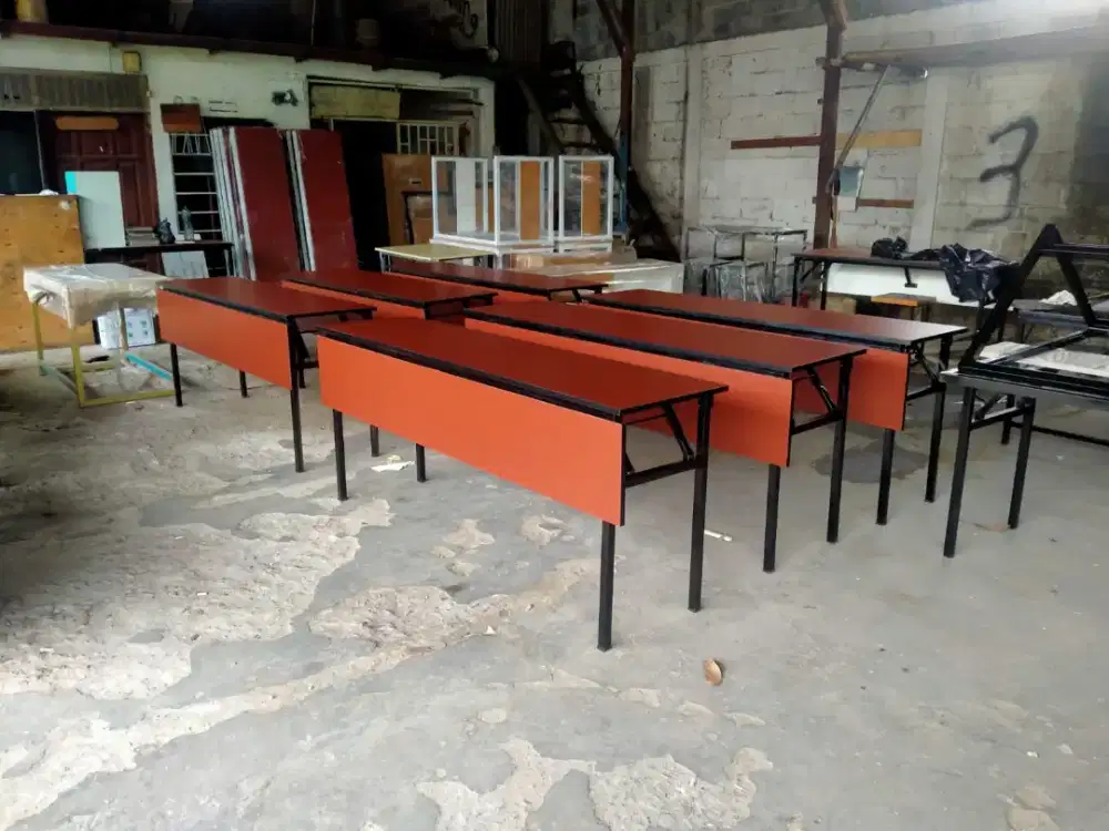 Meja lipat polaris ibm / pegas standar hotel dan informa