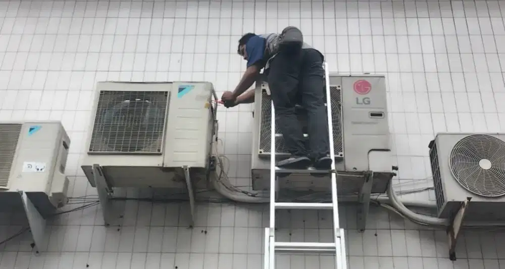 Cari orang harian untuk sebar brosur service AC s sekitar jaktim