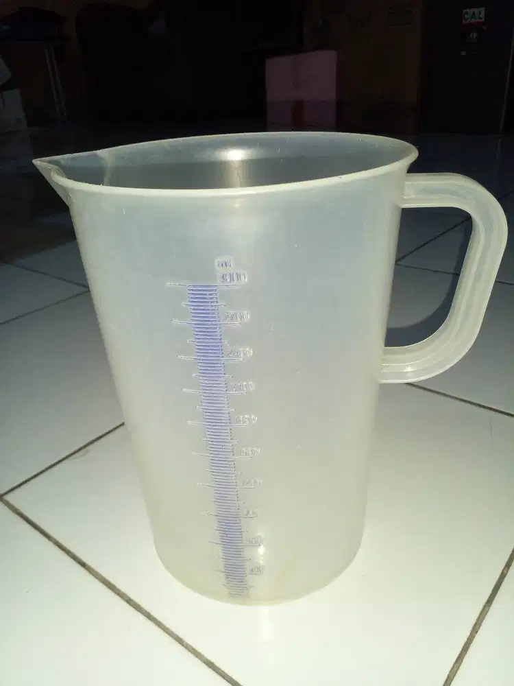 GELAS UKUR TAKAR PLASTIK 5000ML