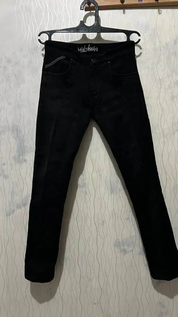 Celana Panjang Slimfit Melo Denim Hitam (Mickout) Size 28