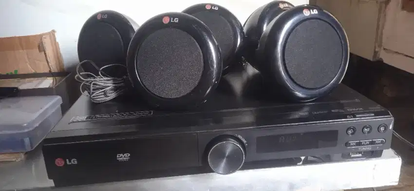 LG hometeater model DH3140S