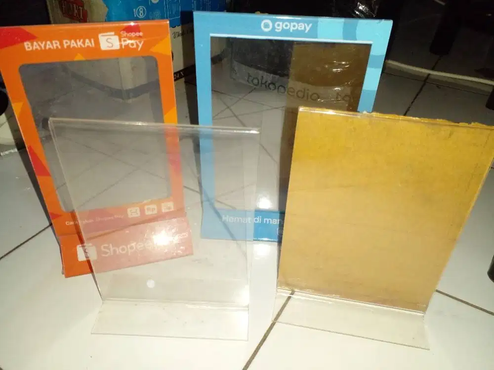 Display Tent Holder Acrylic