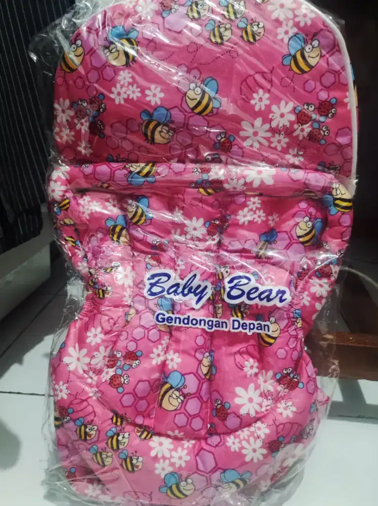 Gendongan bayi depan baby bear