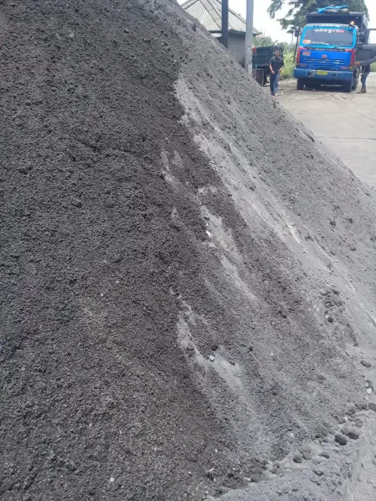 Pasir Lumajang dan Pasir Wajak