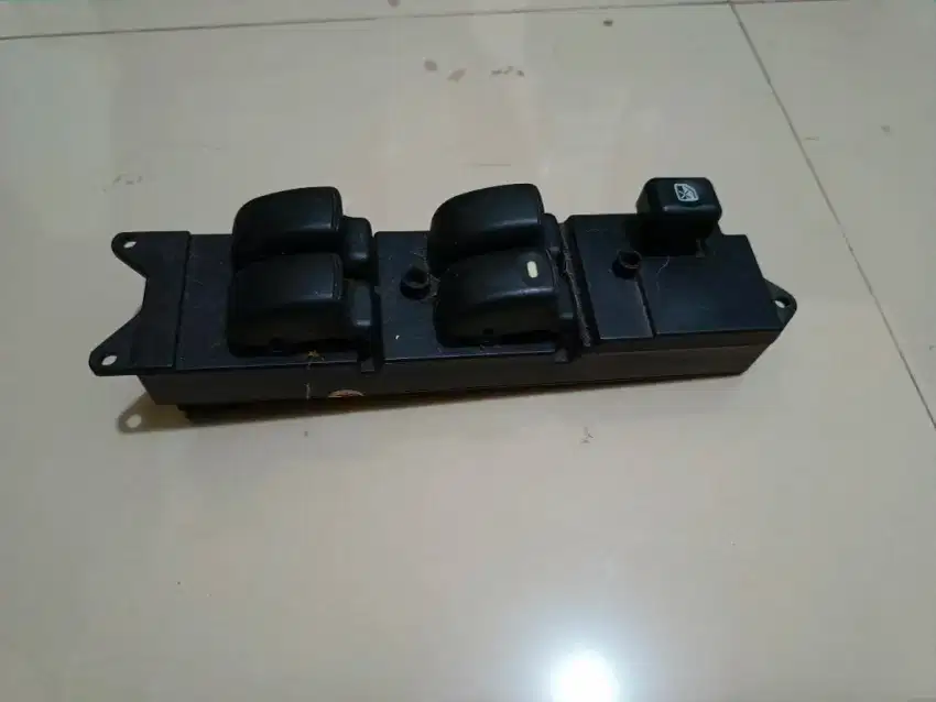 Saklar power window Mitsubishi kuda bahan
