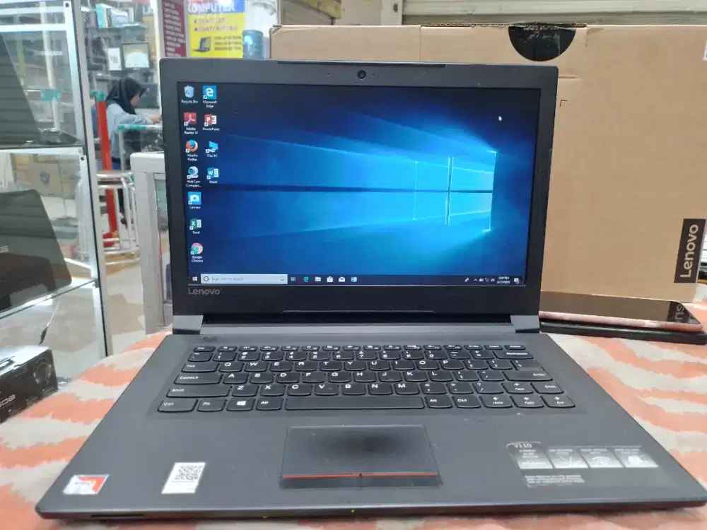 Laptop Lenovo V11 Amd A9
