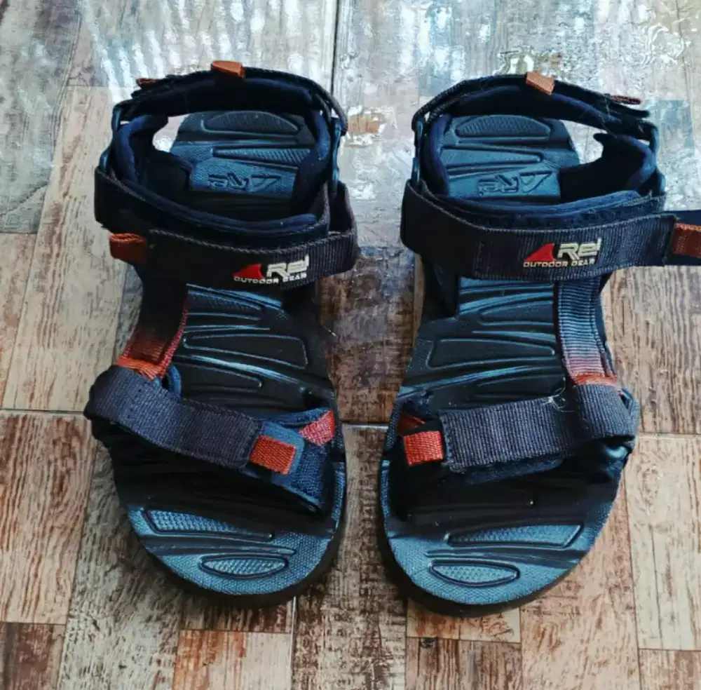 Dijual 2 sandal Pria Palang Arei Outdoorgear